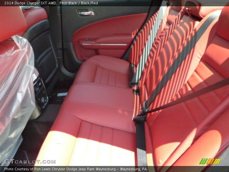 Pitch Black / Black/Red 2014 Dodge Charger SXT AWD
