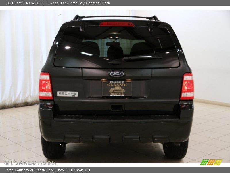 Tuxedo Black Metallic / Charcoal Black 2011 Ford Escape XLT