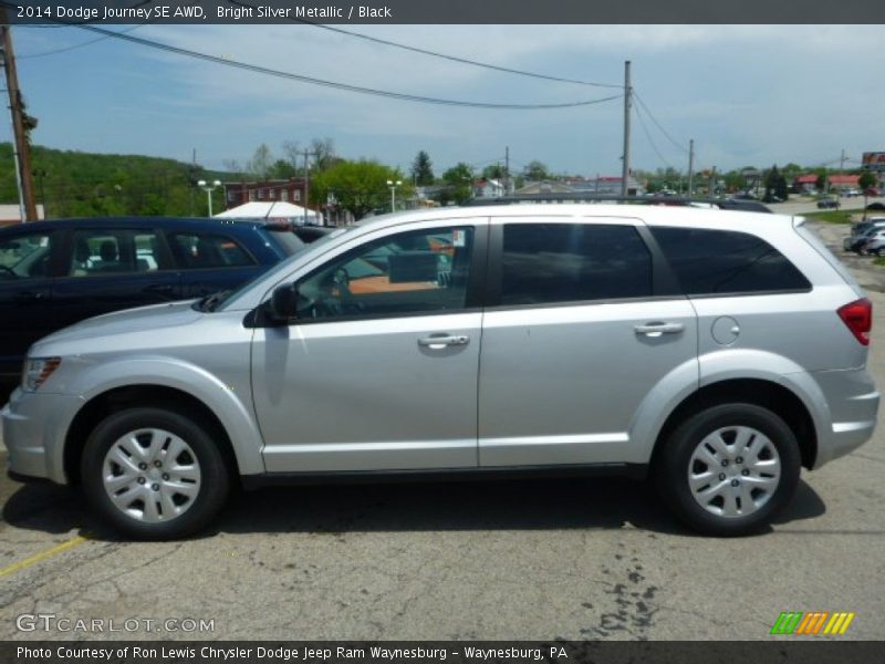 Bright Silver Metallic / Black 2014 Dodge Journey SE AWD
