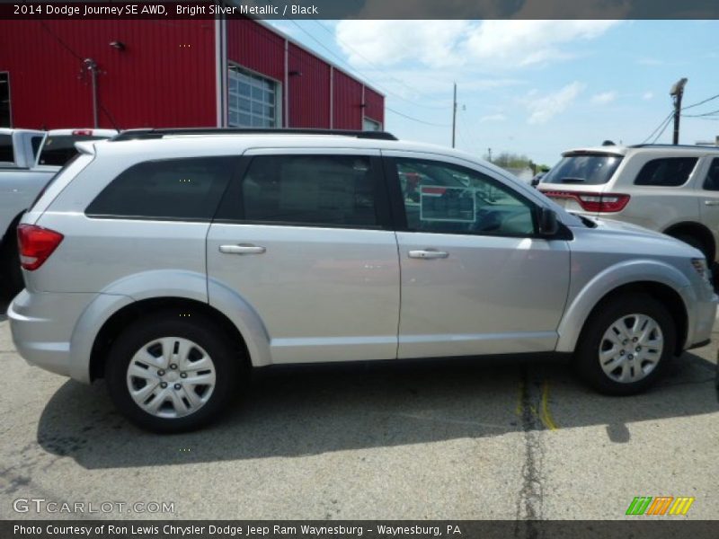 Bright Silver Metallic / Black 2014 Dodge Journey SE AWD