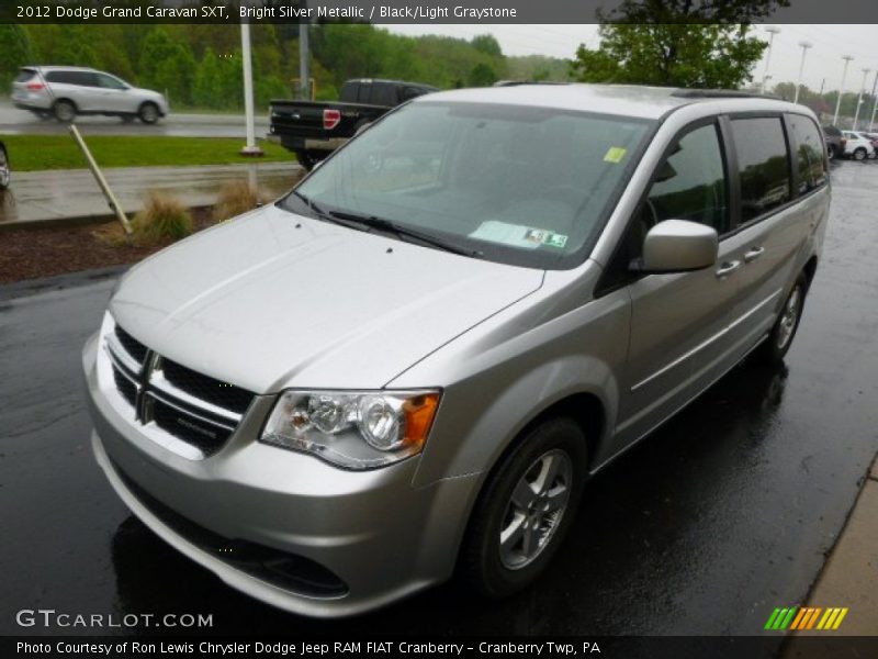 Bright Silver Metallic / Black/Light Graystone 2012 Dodge Grand Caravan SXT