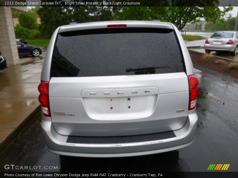 Bright Silver Metallic / Black/Light Graystone 2012 Dodge Grand Caravan SXT