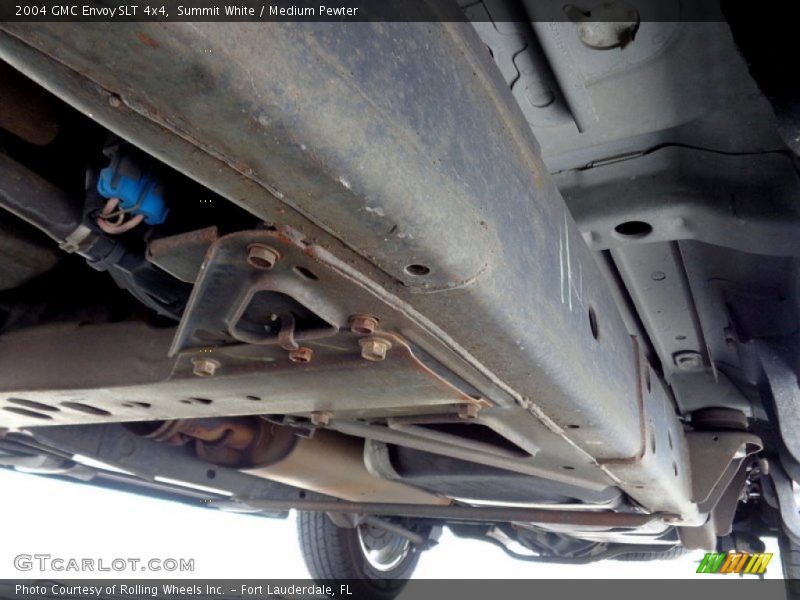 Undercarriage of 2004 Envoy SLT 4x4