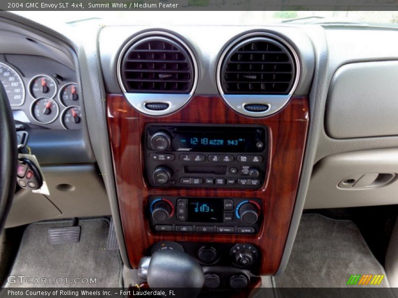 Controls of 2004 Envoy SLT 4x4