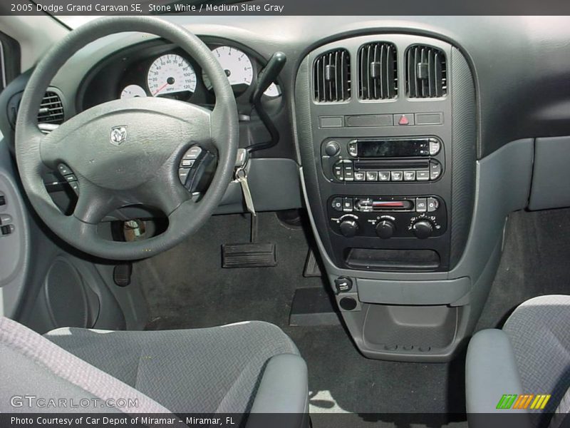 Stone White / Medium Slate Gray 2005 Dodge Grand Caravan SE