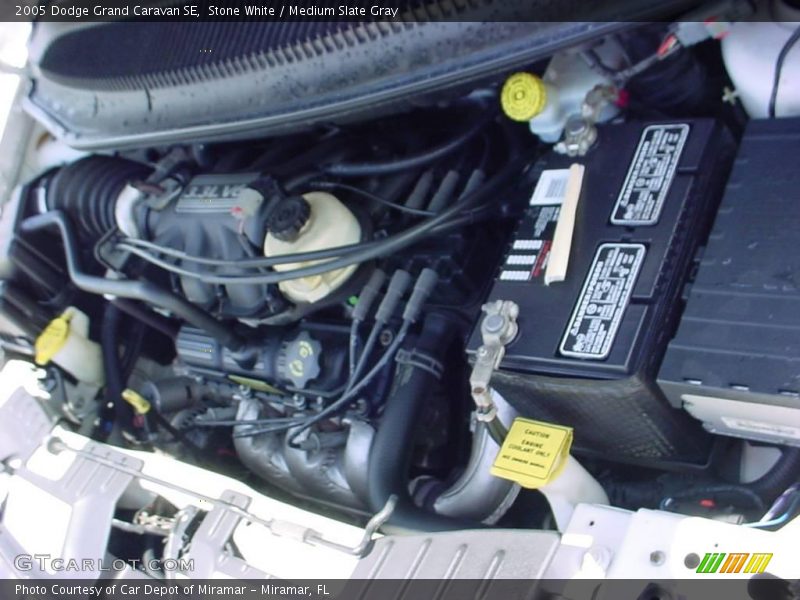 Stone White / Medium Slate Gray 2005 Dodge Grand Caravan SE