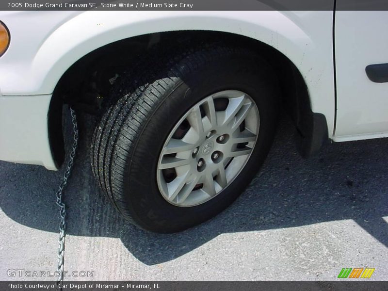 Stone White / Medium Slate Gray 2005 Dodge Grand Caravan SE