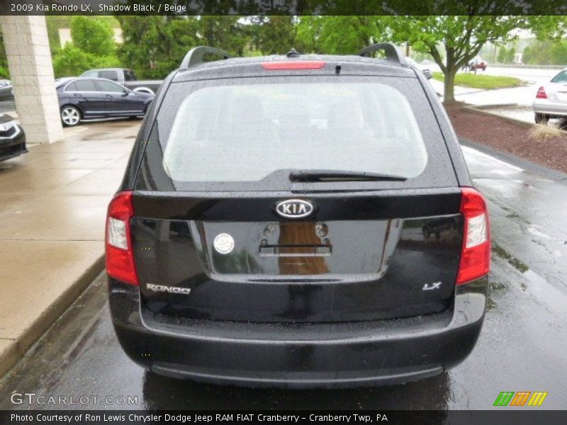 Shadow Black / Beige 2009 Kia Rondo LX