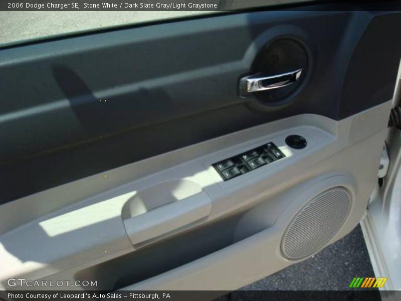 Stone White / Dark Slate Gray/Light Graystone 2006 Dodge Charger SE