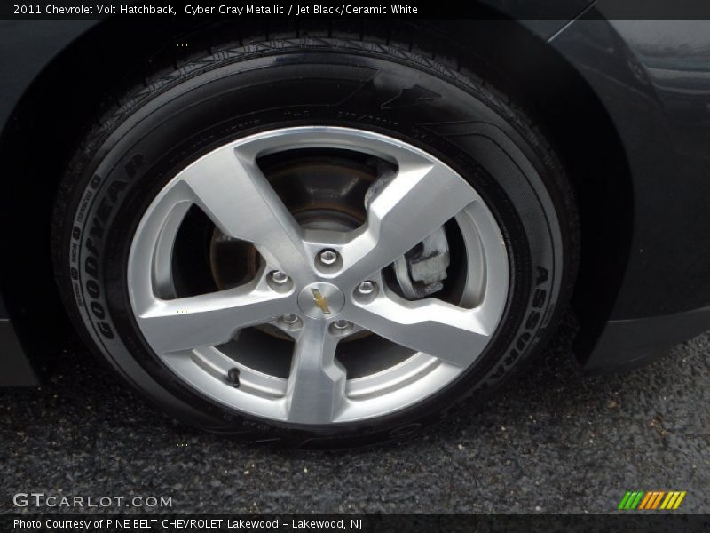  2011 Volt Hatchback Wheel