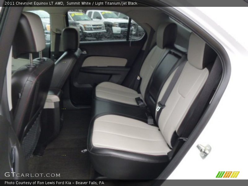Summit White / Light Titanium/Jet Black 2011 Chevrolet Equinox LT AWD