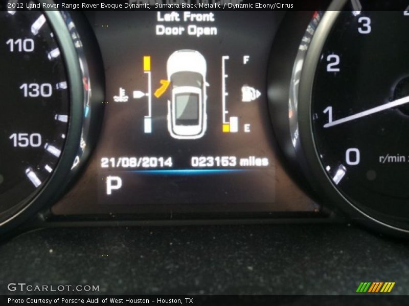 Sumatra Black Metallic / Dynamic Ebony/Cirrus 2012 Land Rover Range Rover Evoque Dynamic