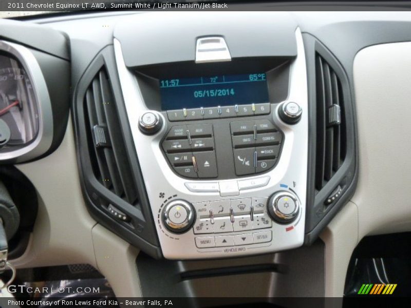 Summit White / Light Titanium/Jet Black 2011 Chevrolet Equinox LT AWD