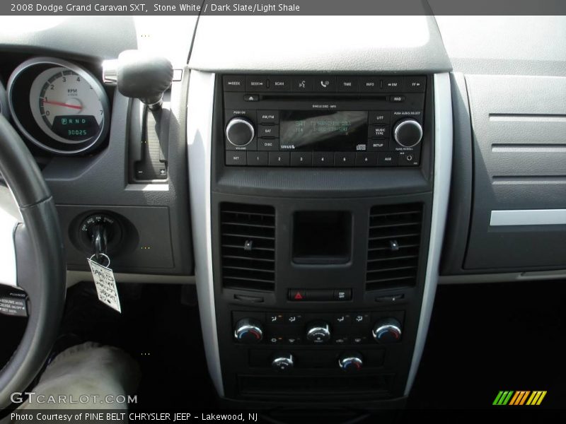 Stone White / Dark Slate/Light Shale 2008 Dodge Grand Caravan SXT