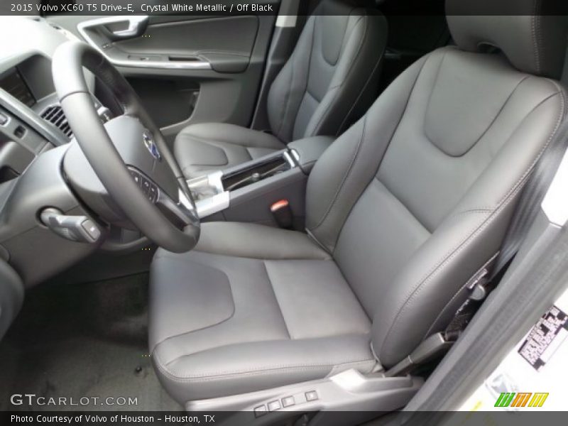 Crystal White Metallic / Off Black 2015 Volvo XC60 T5 Drive-E