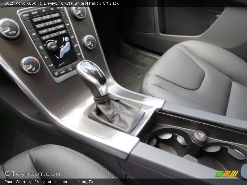 Crystal White Metallic / Off Black 2015 Volvo XC60 T5 Drive-E