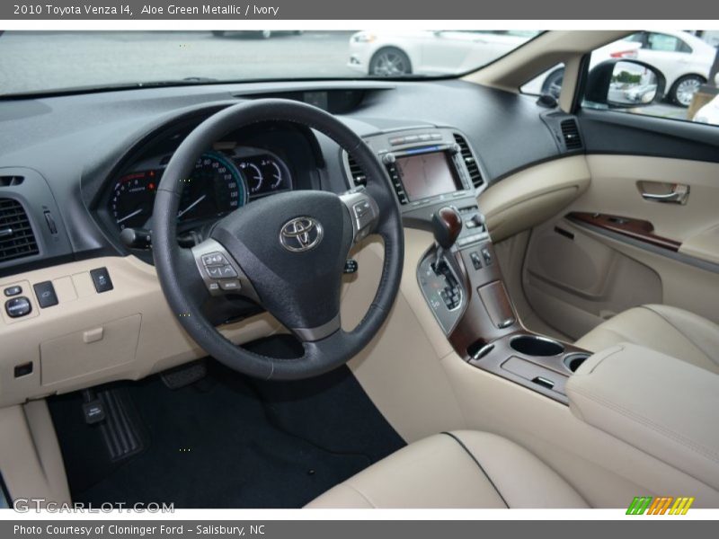 Aloe Green Metallic / Ivory 2010 Toyota Venza I4