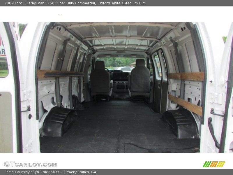Oxford White / Medium Flint 2009 Ford E Series Van E250 Super Duty Commercial