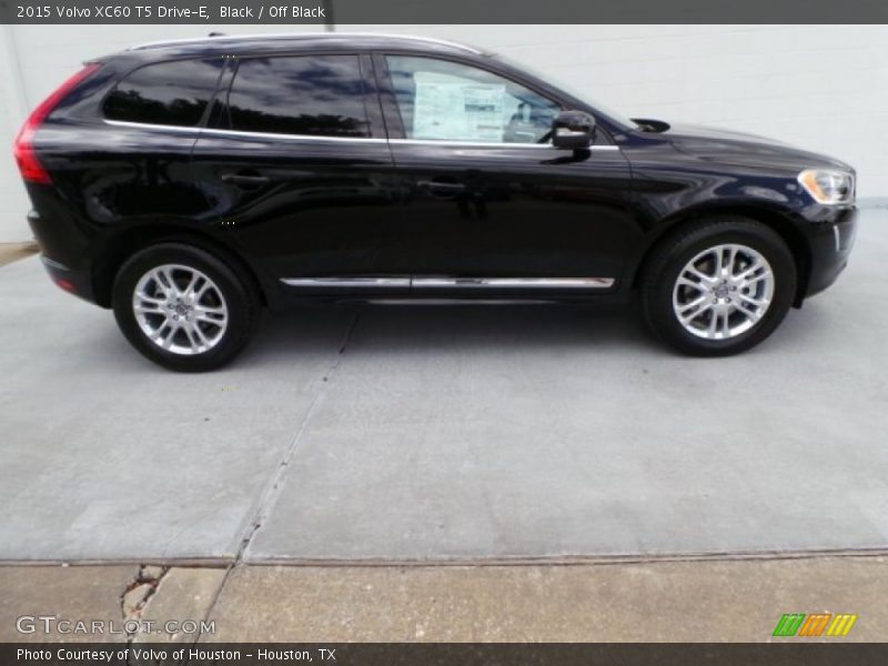 Black / Off Black 2015 Volvo XC60 T5 Drive-E