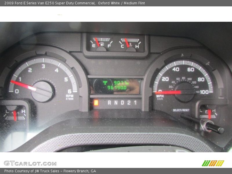 Oxford White / Medium Flint 2009 Ford E Series Van E250 Super Duty Commercial