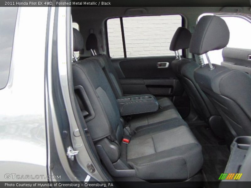 Polished Metal Metallic / Black 2011 Honda Pilot EX 4WD