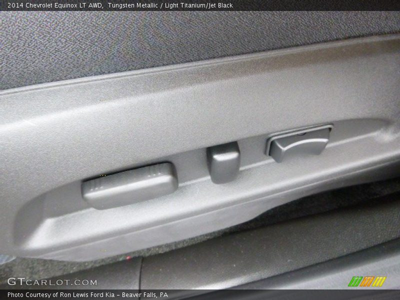 Tungsten Metallic / Light Titanium/Jet Black 2014 Chevrolet Equinox LT AWD