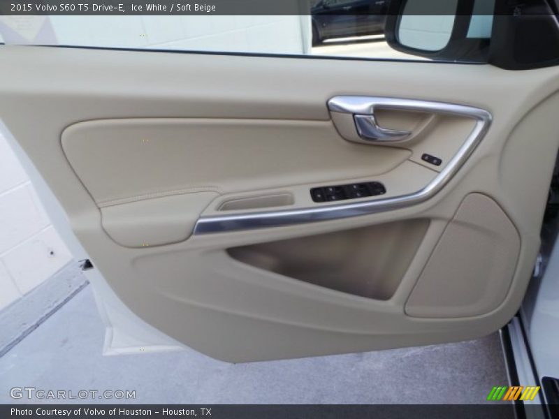 Ice White / Soft Beige 2015 Volvo S60 T5 Drive-E