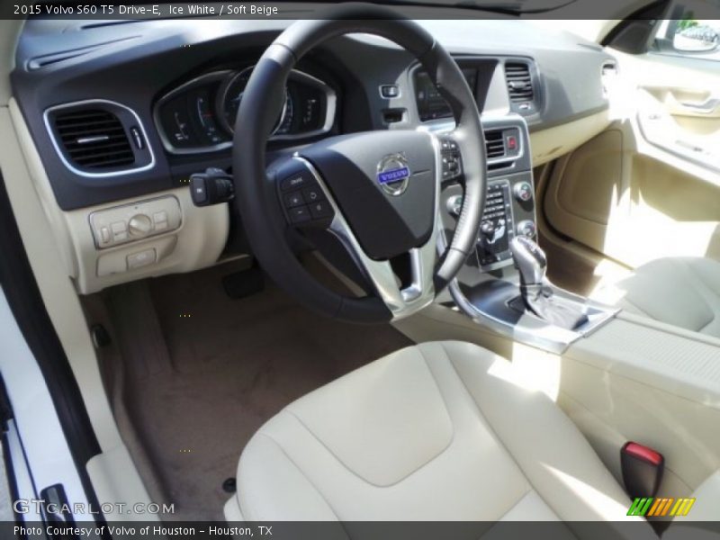 Ice White / Soft Beige 2015 Volvo S60 T5 Drive-E