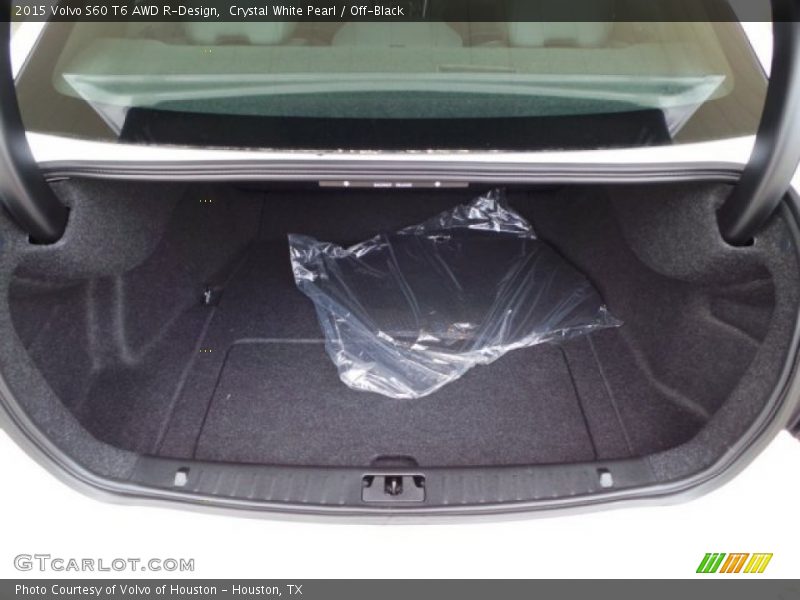  2015 S60 T6 AWD R-Design Trunk