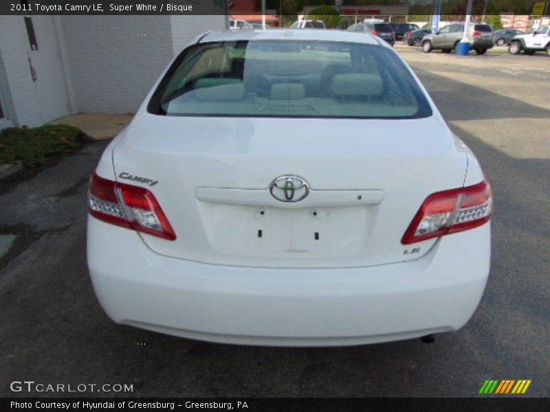 Super White / Bisque 2011 Toyota Camry LE