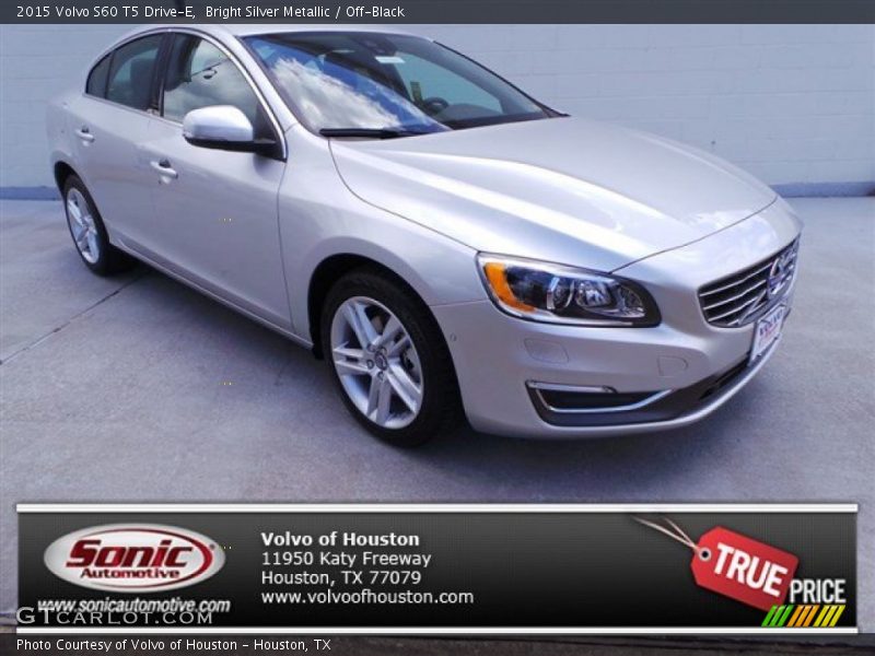 Bright Silver Metallic / Off-Black 2015 Volvo S60 T5 Drive-E