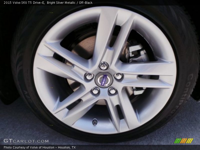 Bright Silver Metallic / Off-Black 2015 Volvo S60 T5 Drive-E