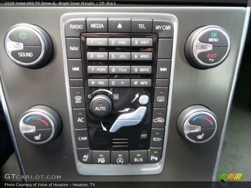 Bright Silver Metallic / Off-Black 2015 Volvo S60 T5 Drive-E