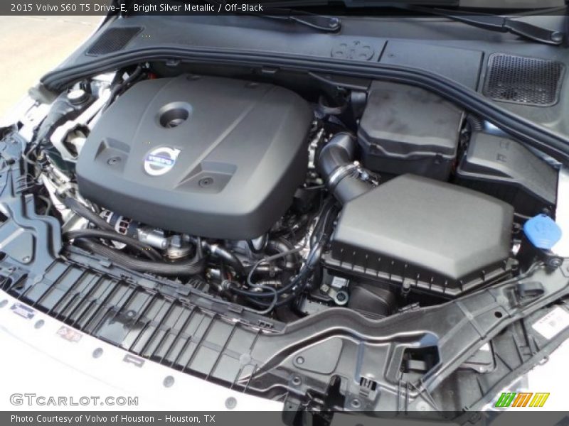 Bright Silver Metallic / Off-Black 2015 Volvo S60 T5 Drive-E
