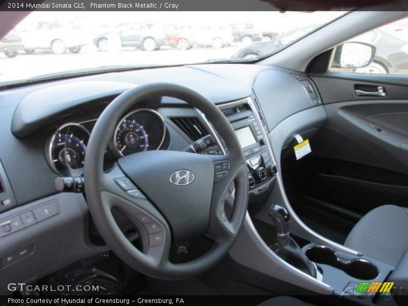 Phantom Black Metallic / Gray 2014 Hyundai Sonata GLS