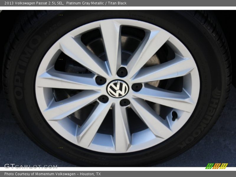 Platinum Gray Metallic / Titan Black 2013 Volkswagen Passat 2.5L SEL
