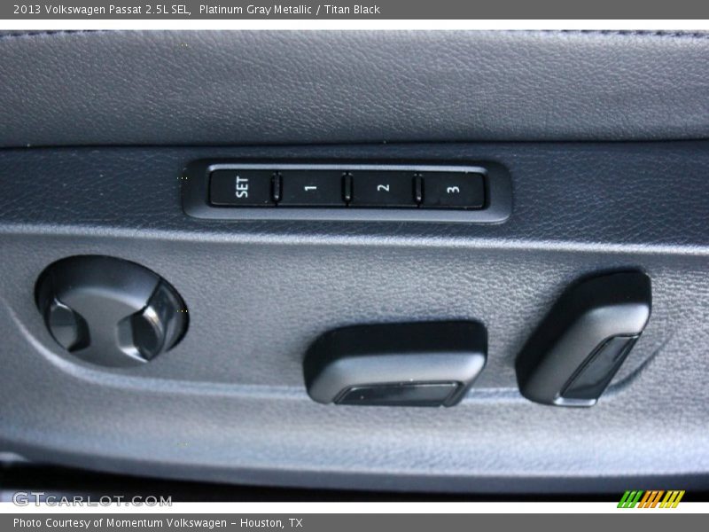 Platinum Gray Metallic / Titan Black 2013 Volkswagen Passat 2.5L SEL