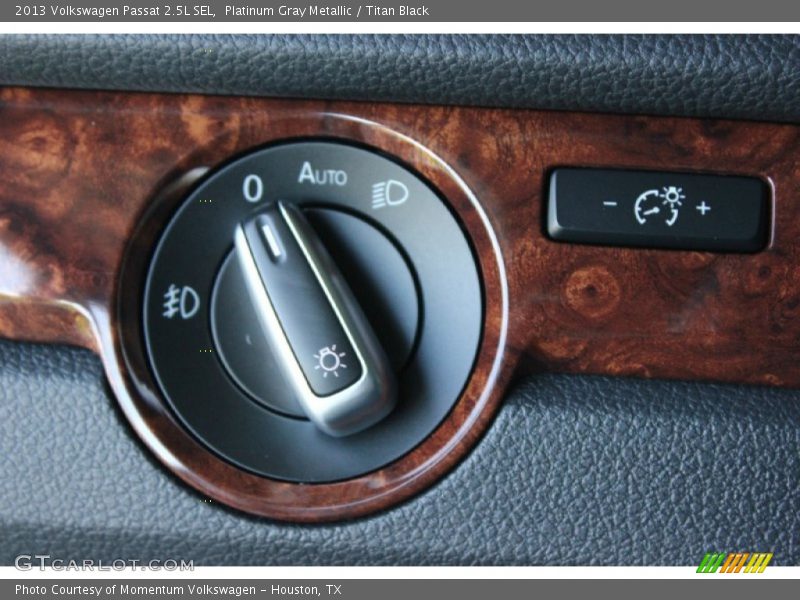 Controls of 2013 Passat 2.5L SEL