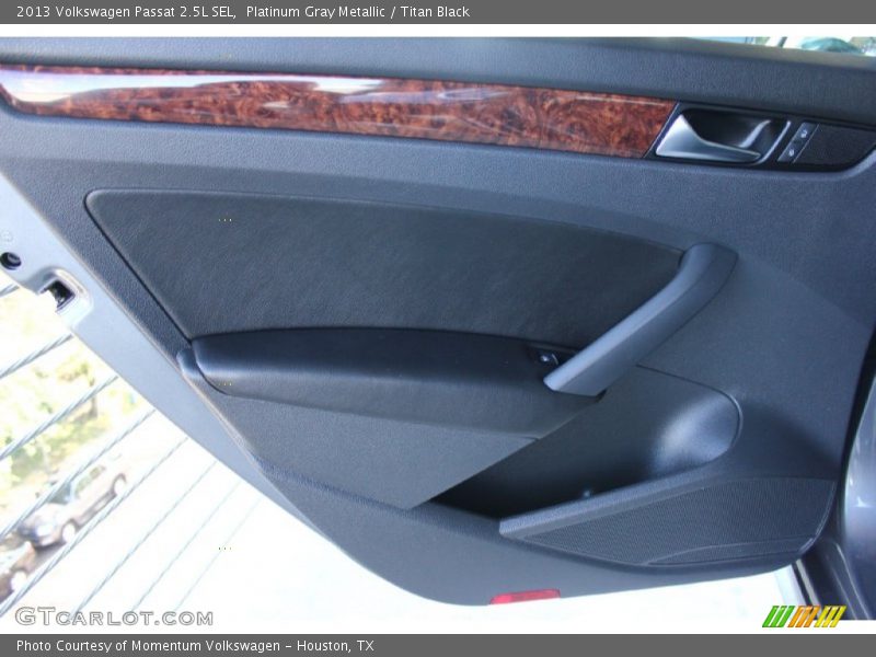 Platinum Gray Metallic / Titan Black 2013 Volkswagen Passat 2.5L SEL