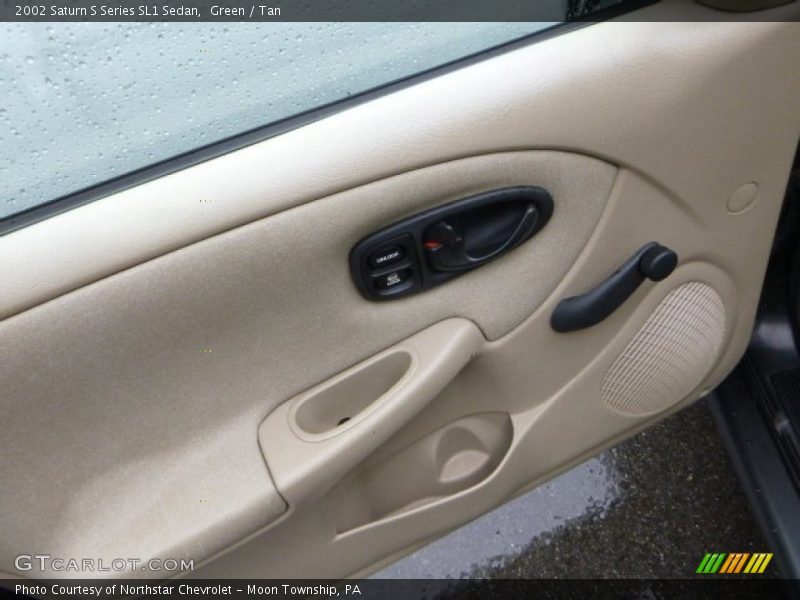 Green / Tan 2002 Saturn S Series SL1 Sedan