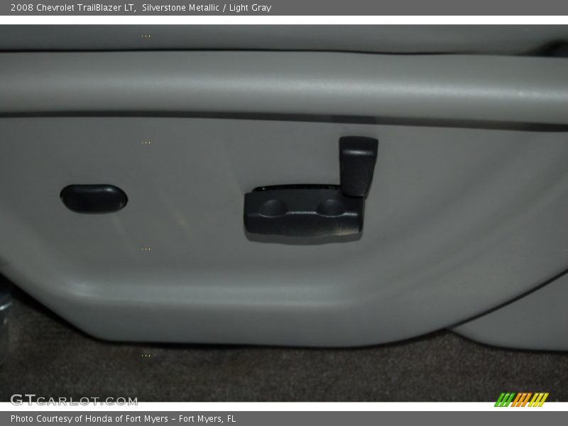 Silverstone Metallic / Light Gray 2008 Chevrolet TrailBlazer LT