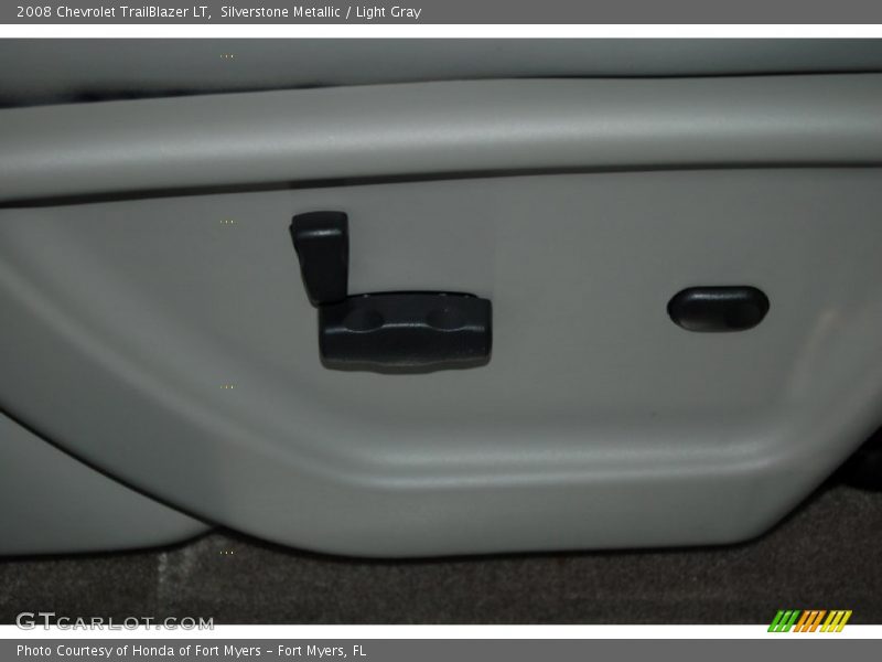 Silverstone Metallic / Light Gray 2008 Chevrolet TrailBlazer LT