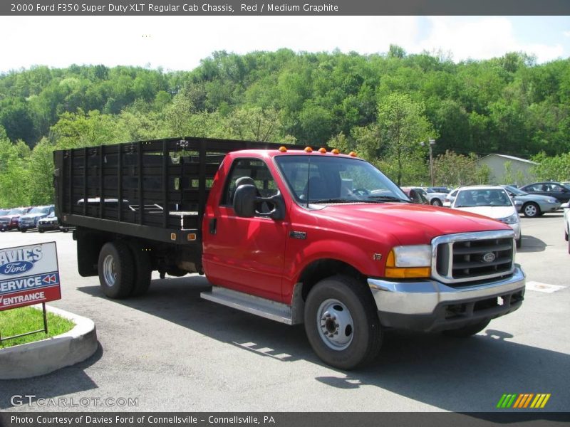 Red / Medium Graphite 2000 Ford F350 Super Duty XLT Regular Cab Chassis