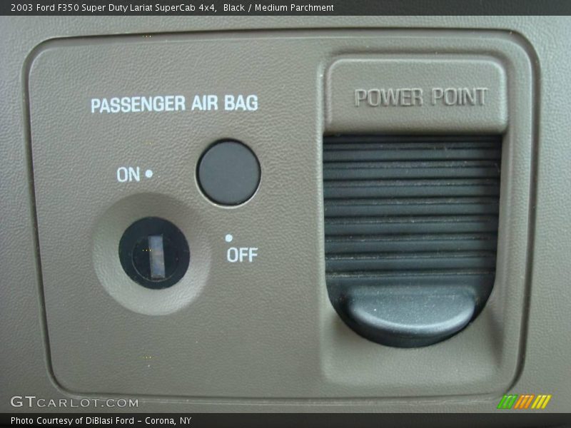 Black / Medium Parchment 2003 Ford F350 Super Duty Lariat SuperCab 4x4