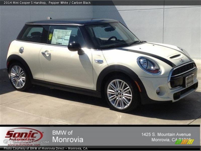 Pepper White / Carbon Black 2014 Mini Cooper S Hardtop