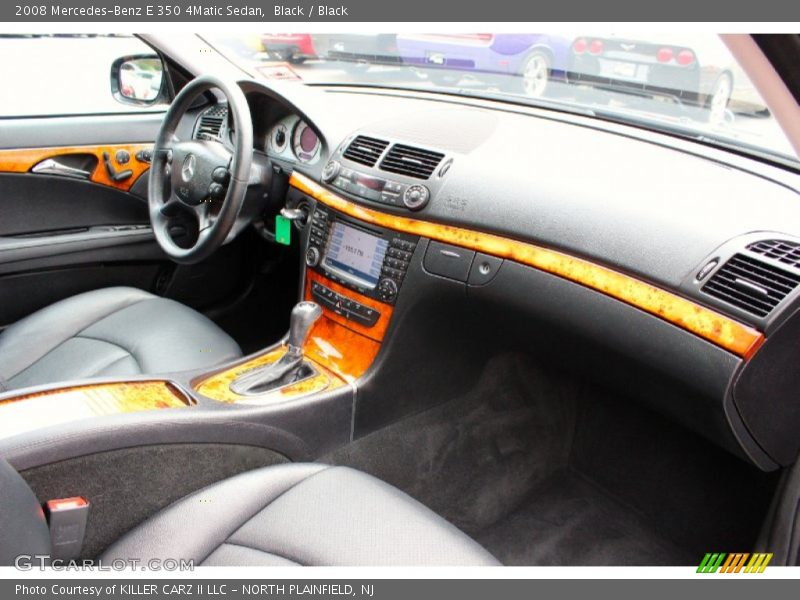 Dashboard of 2008 E 350 4Matic Sedan