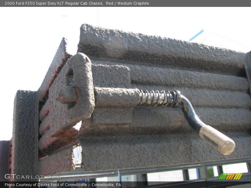 Red / Medium Graphite 2000 Ford F350 Super Duty XLT Regular Cab Chassis