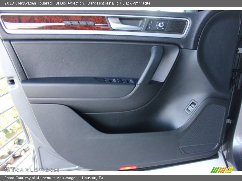 Dark Flint Metallic / Black Anthracite 2013 Volkswagen Touareg TDI Lux 4XMotion