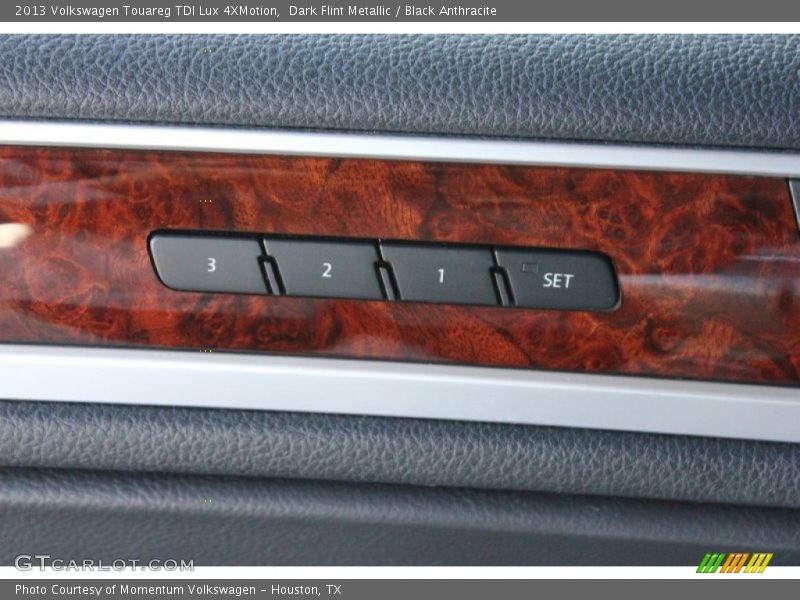 Dark Flint Metallic / Black Anthracite 2013 Volkswagen Touareg TDI Lux 4XMotion