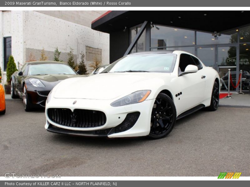 Bianco Eldorado (White) / Rosso Corallo 2009 Maserati GranTurismo